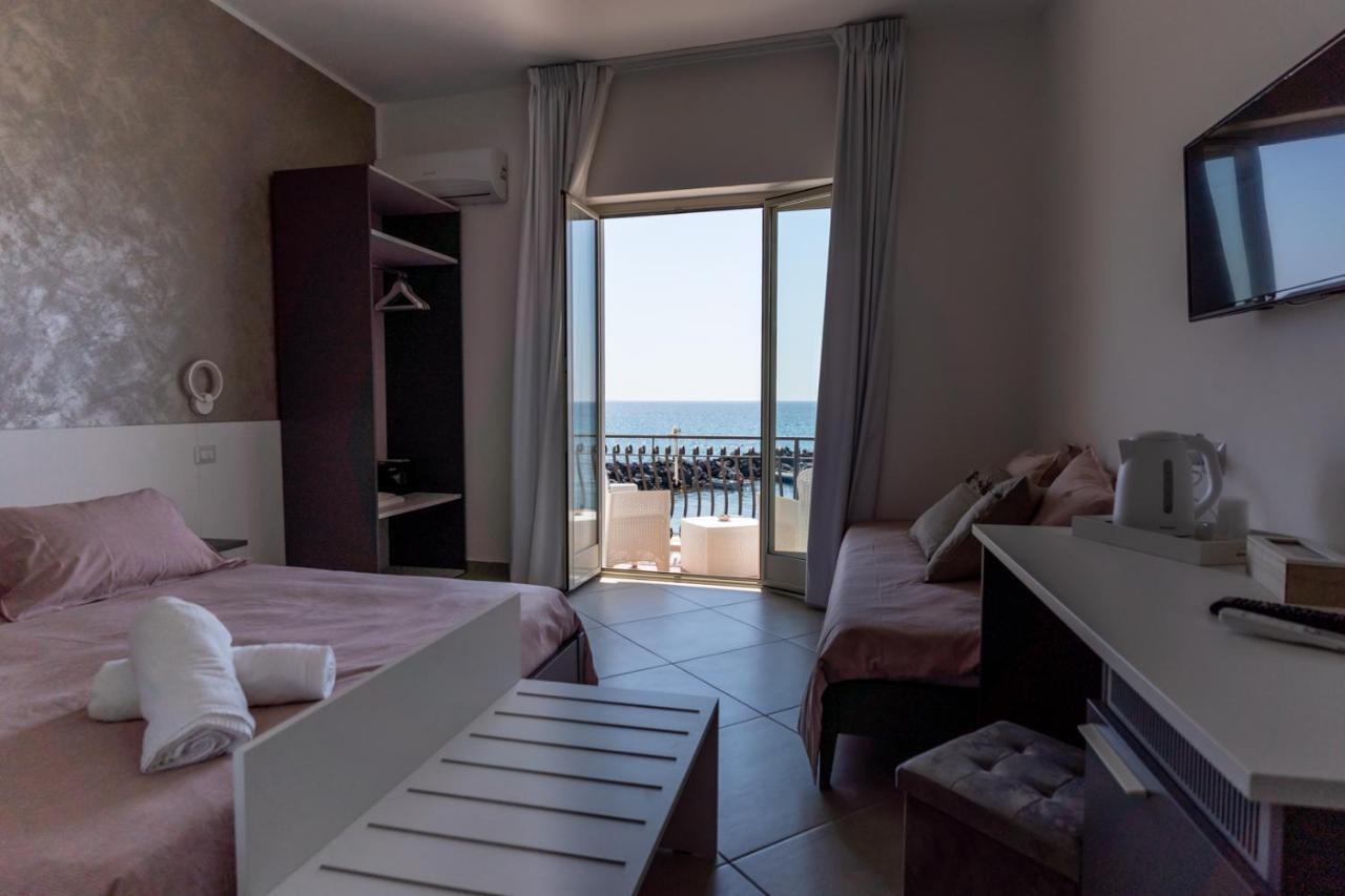 Teddu B&B Джардини-Наксос Экстерьер фото